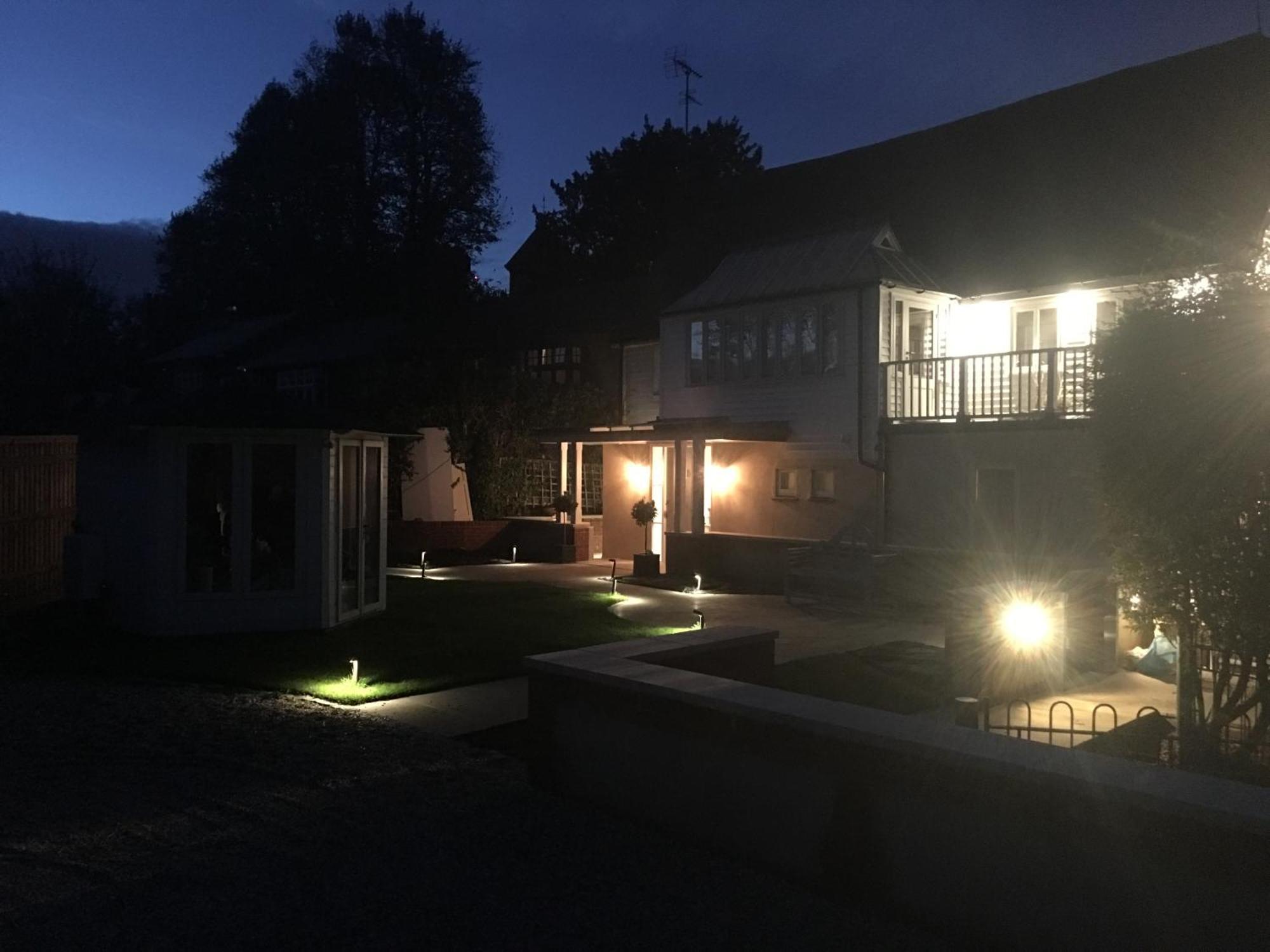וולינגפורד Thames Edge Rooms מראה חיצוני תמונה